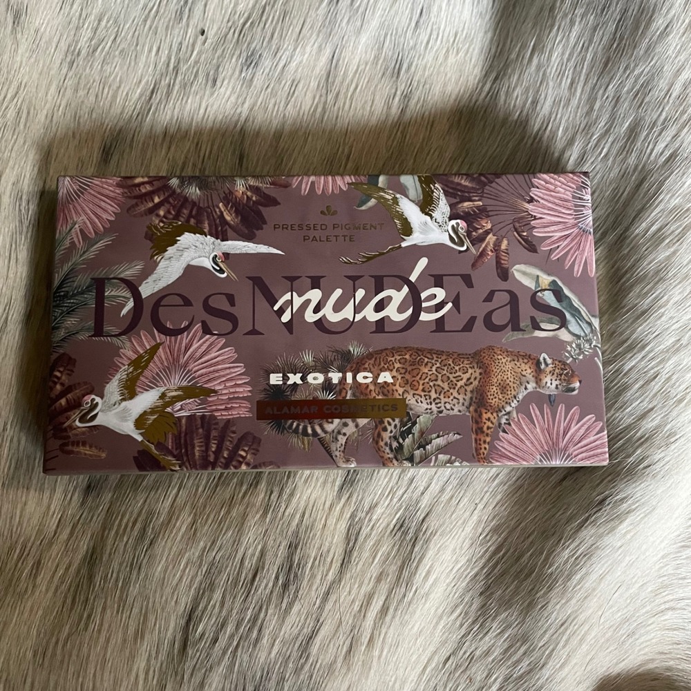 Alamar Cosmetics Desnude-Las Exotica Pressed‎ Pigment Eyeshadow Palette Makeup